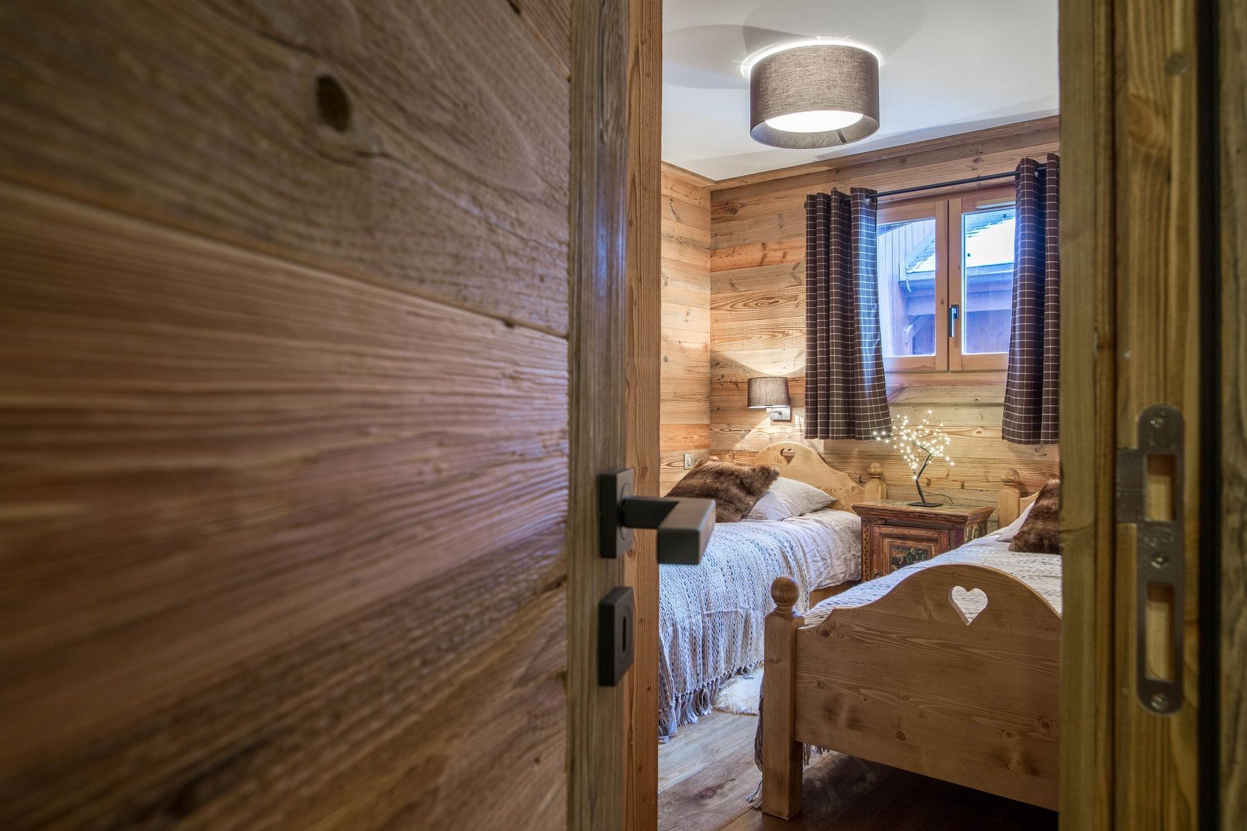 appartement de luxe 4 Pièces en location saisonnière sur MERIBEL LES ALLUES (73550)