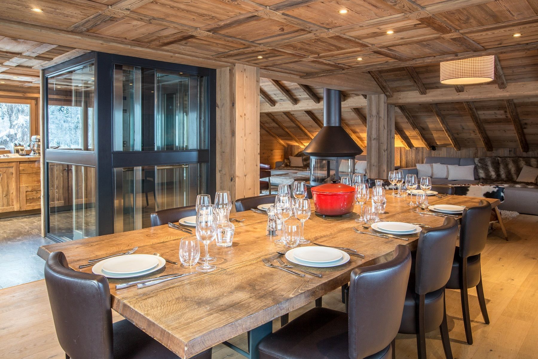 luxury chalet 15 Rooms for seasonal rent on MERIBEL LES ALLUES (73550)