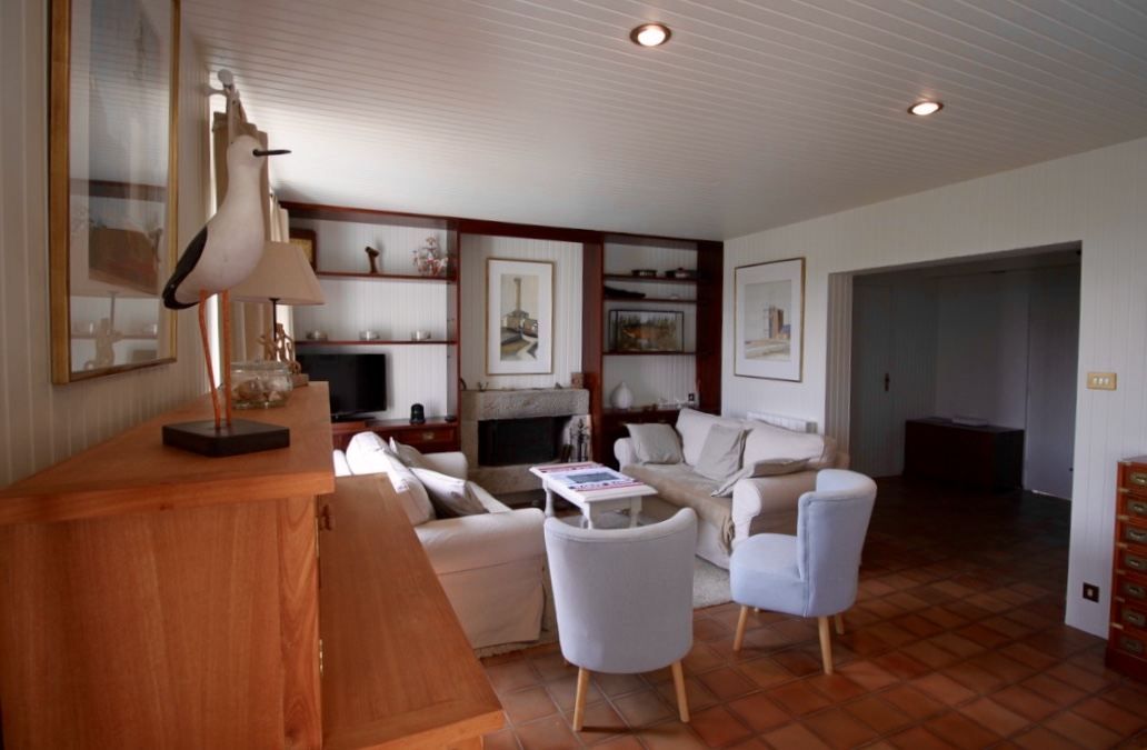 luxury house 6 Rooms for seasonal rent on LOCTUDY (29750)