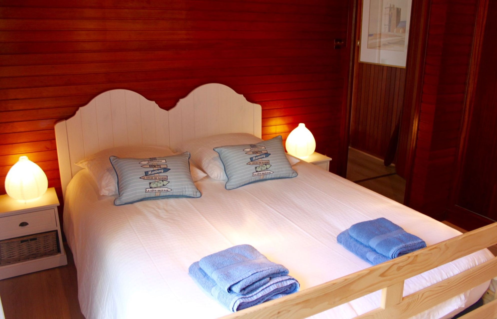 luxury house 6 Rooms for seasonal rent on LOCTUDY (29750)