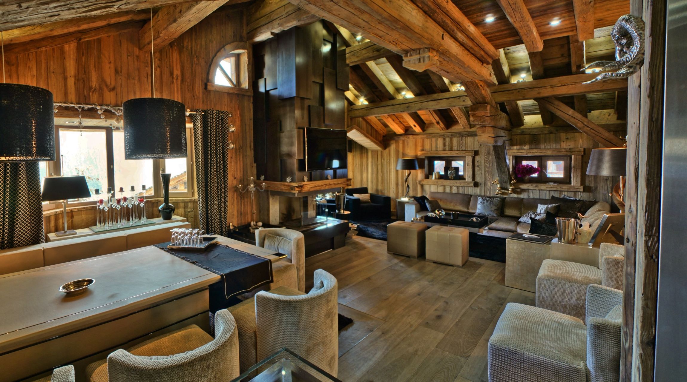 luxury chalet 5 Rooms for seasonal rent on COURCHEVEL (73120)