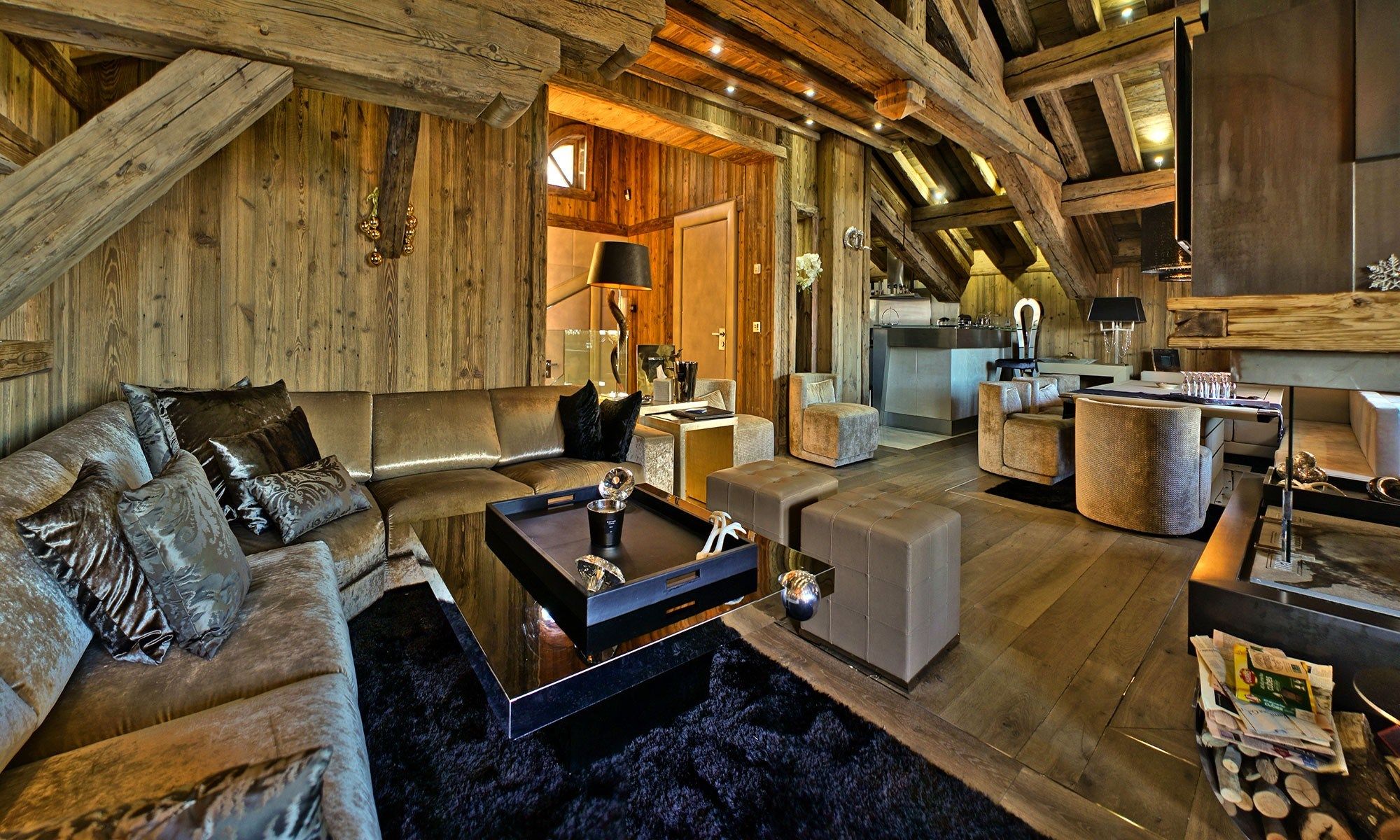 luxury chalet 5 Rooms for seasonal rent on COURCHEVEL (73120)