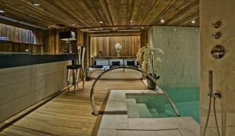 Rental Luxury chalet Courchevel 5&nbsp;Rooms 305&nbsp;m²
