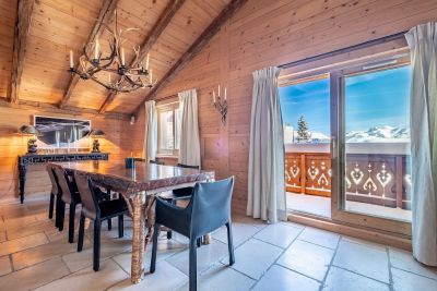 Rental Luxury chalet Courchevel 6 Rooms 200 m²
