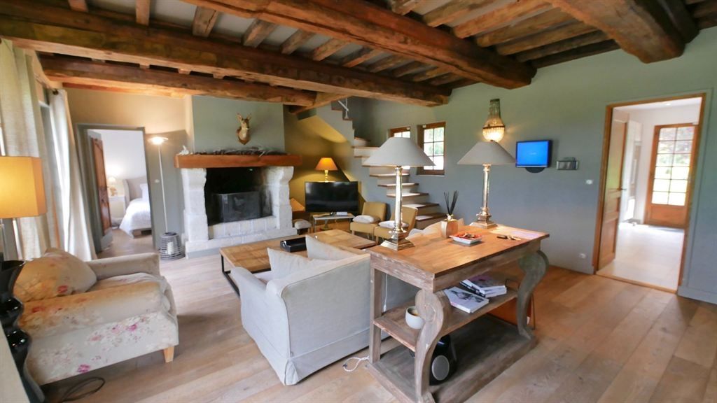 maison de luxe 9 Pièces en location saisonnière sur TOURGEVILLE (14800)