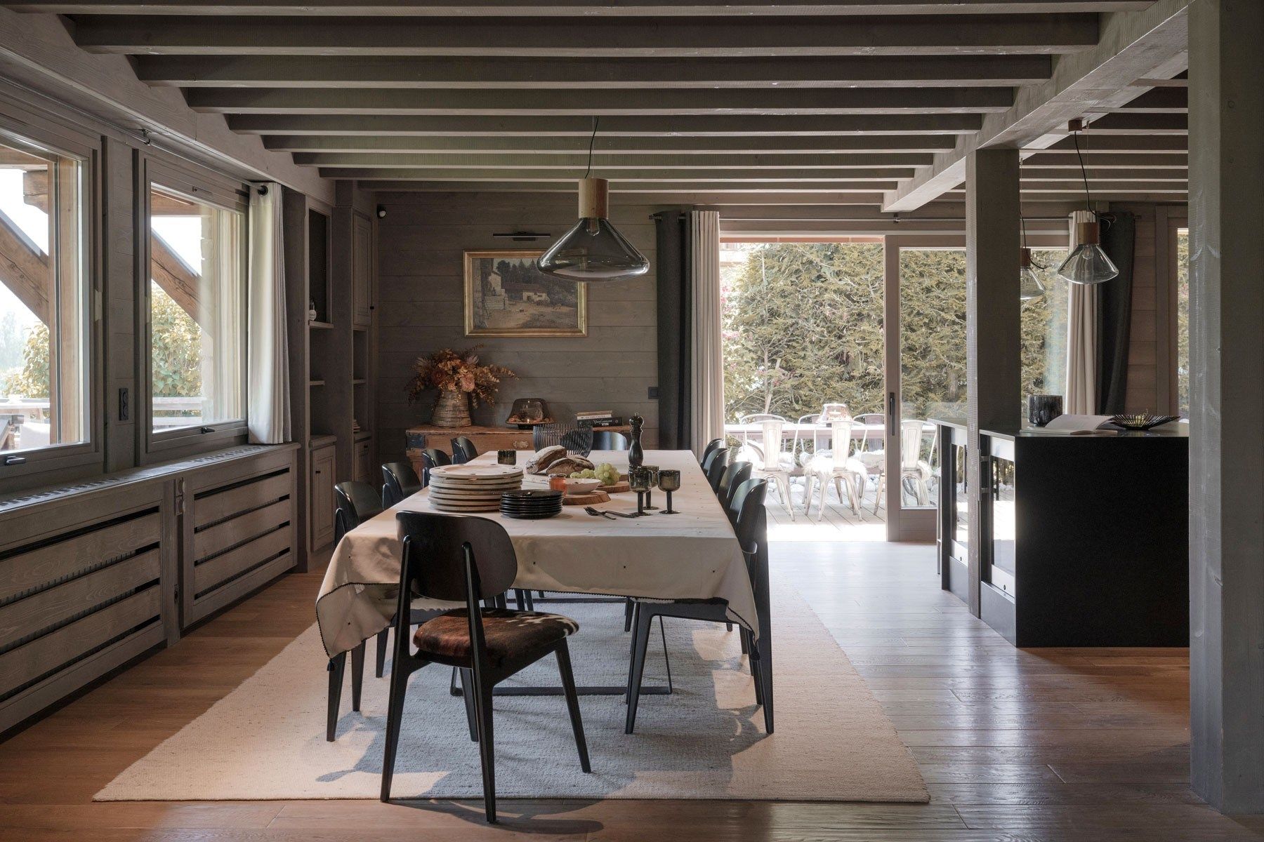 luxury chalet 12 Rooms for seasonal rent on MEGEVE (74120)