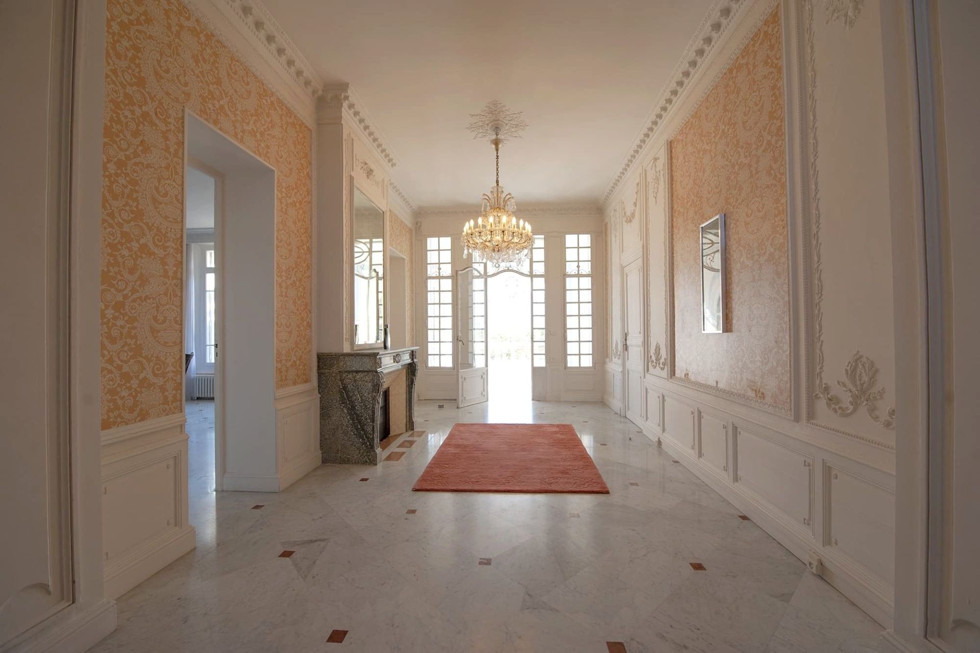 castle 13 Rooms for sale on PERPIGNAN (66000)
