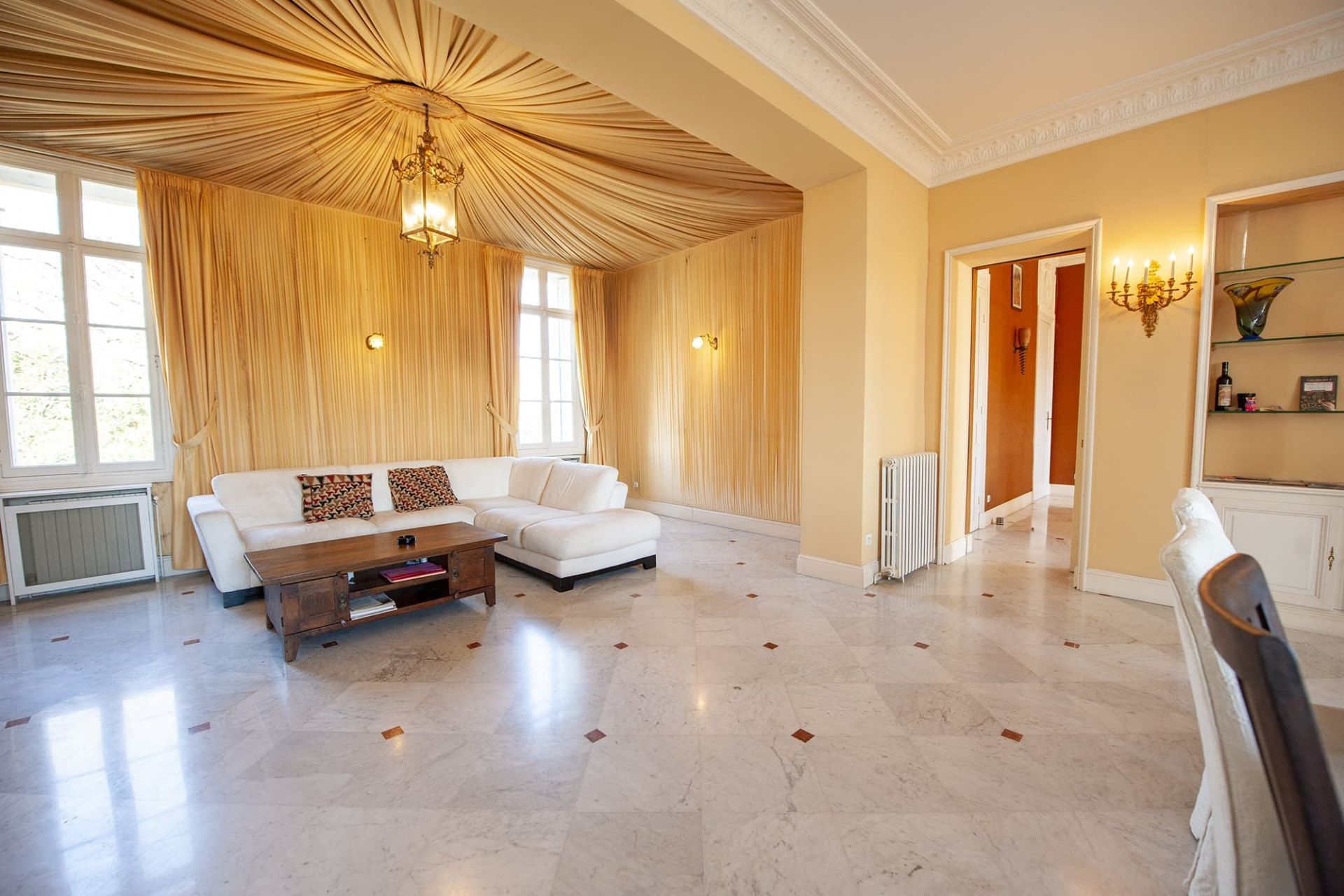 castle 13 Rooms for sale on PERPIGNAN (66000)