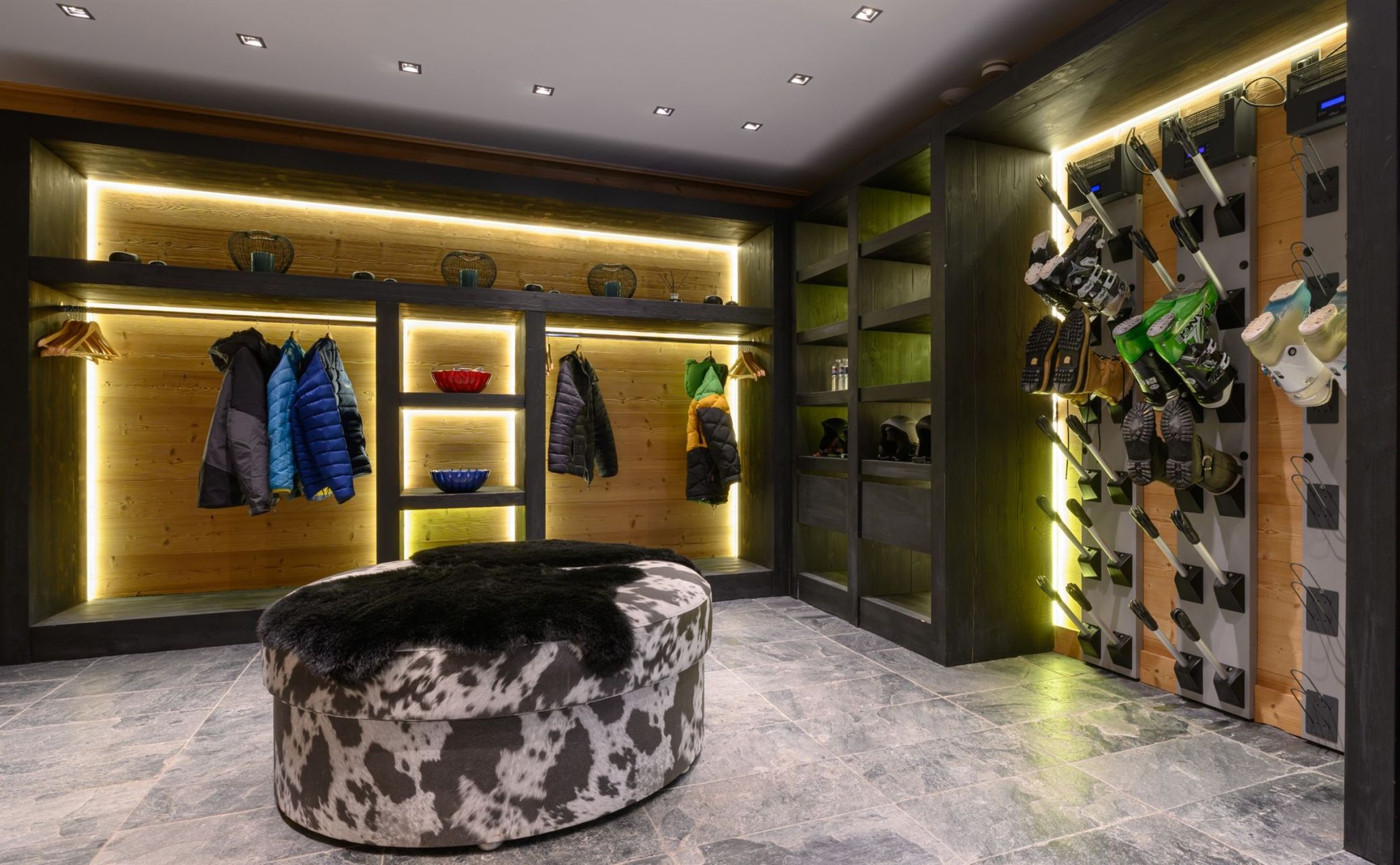 chalet de luxe 10 Pièces en location saisonnière sur MERIBEL LES ALLUES (73550)