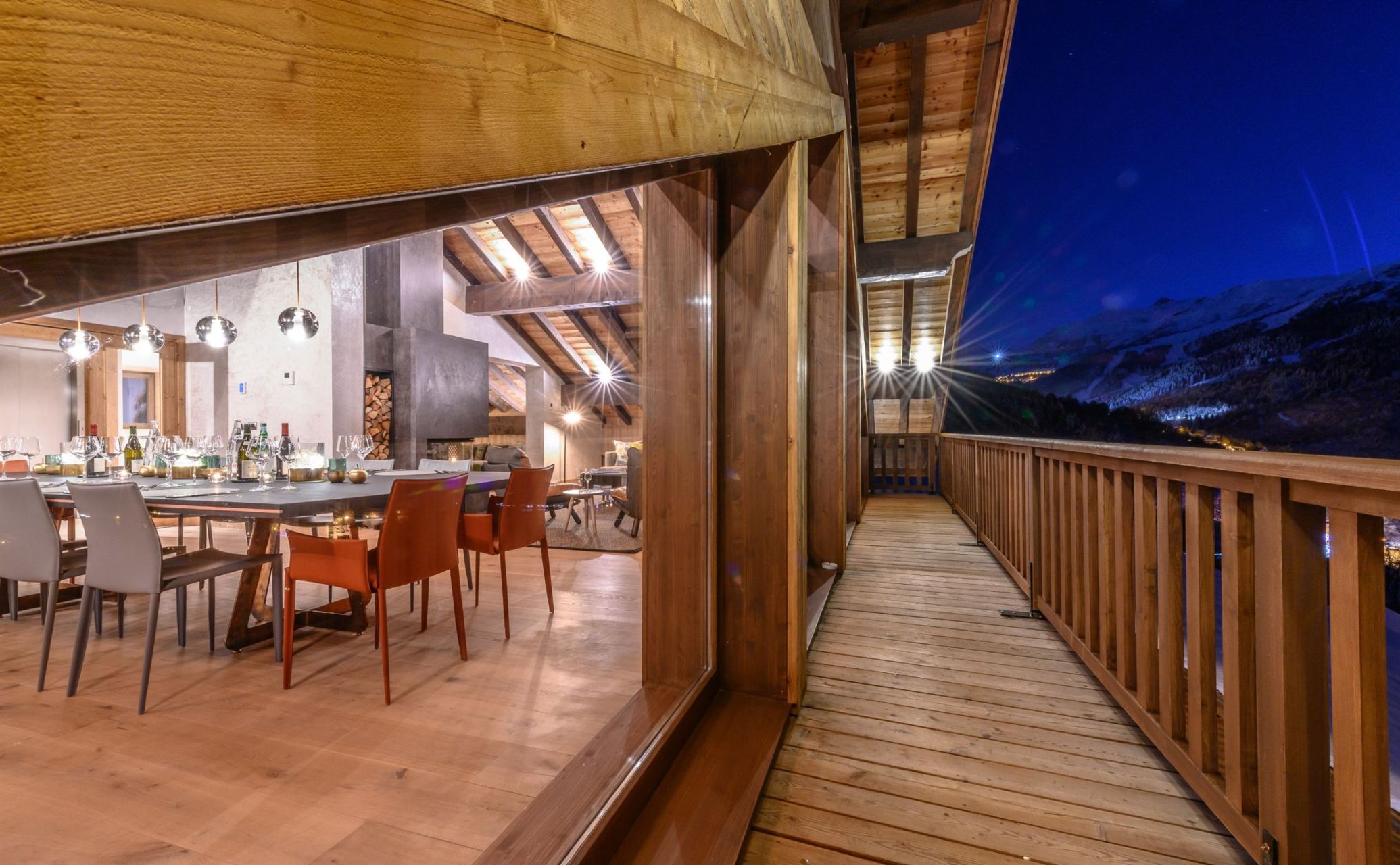 chalet de luxe 10 Pièces en location saisonnière sur MERIBEL LES ALLUES (73550)