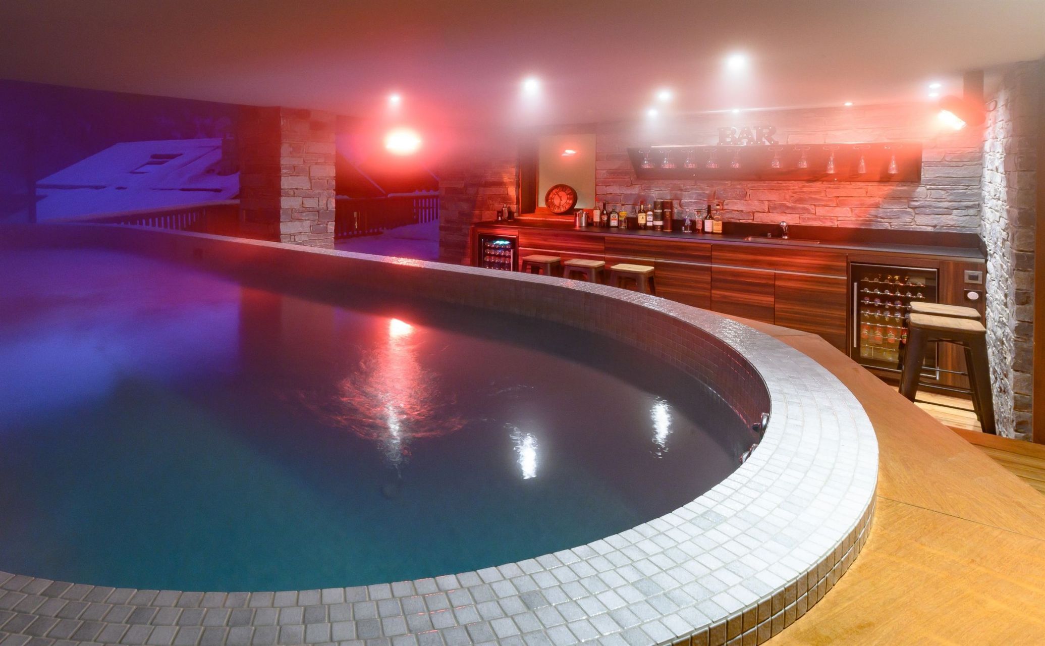 chalet de luxe 10 Pièces en location saisonnière sur MERIBEL LES ALLUES (73550)