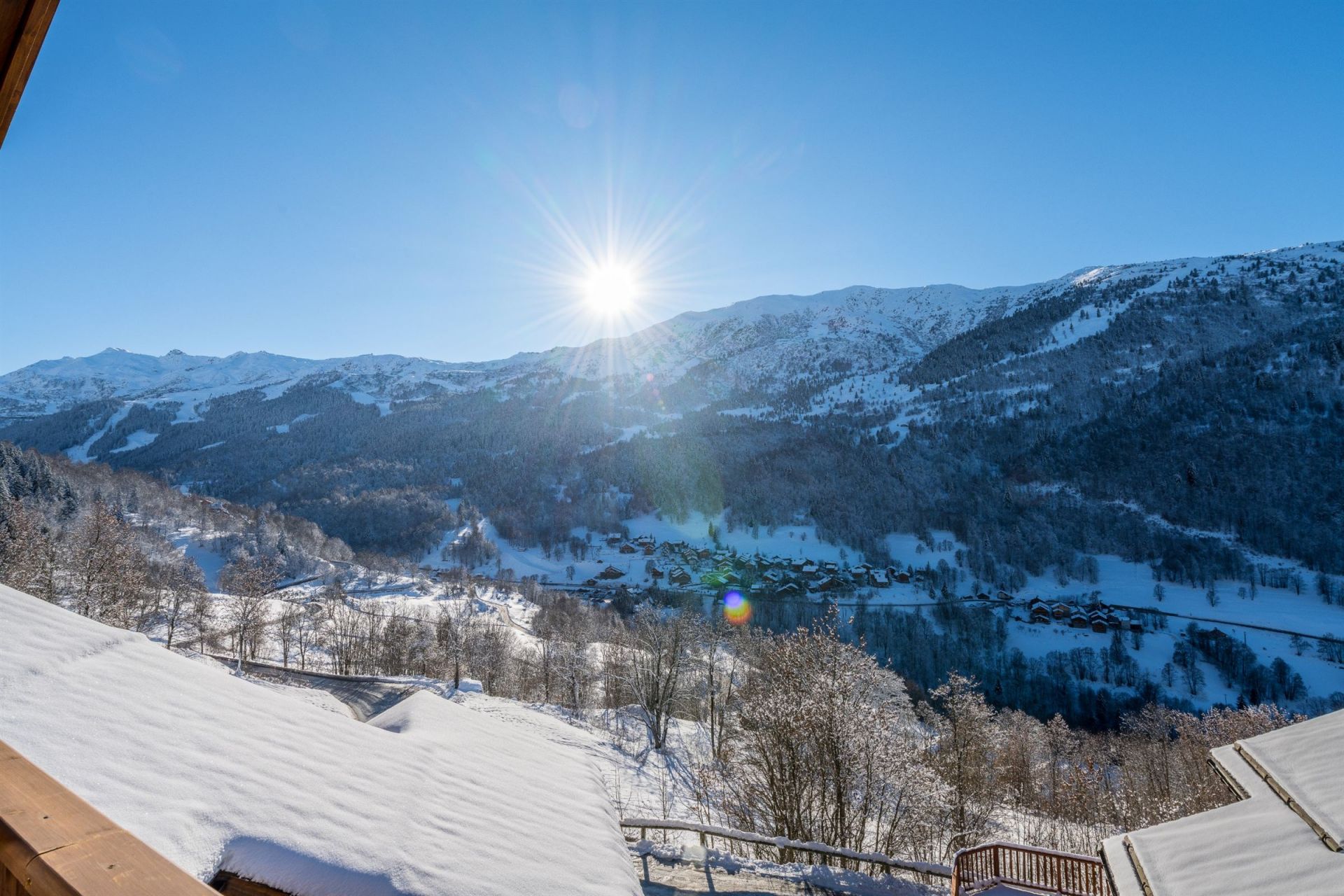 chalet de luxe 10 Pièces en location saisonnière sur MERIBEL LES ALLUES (73550)