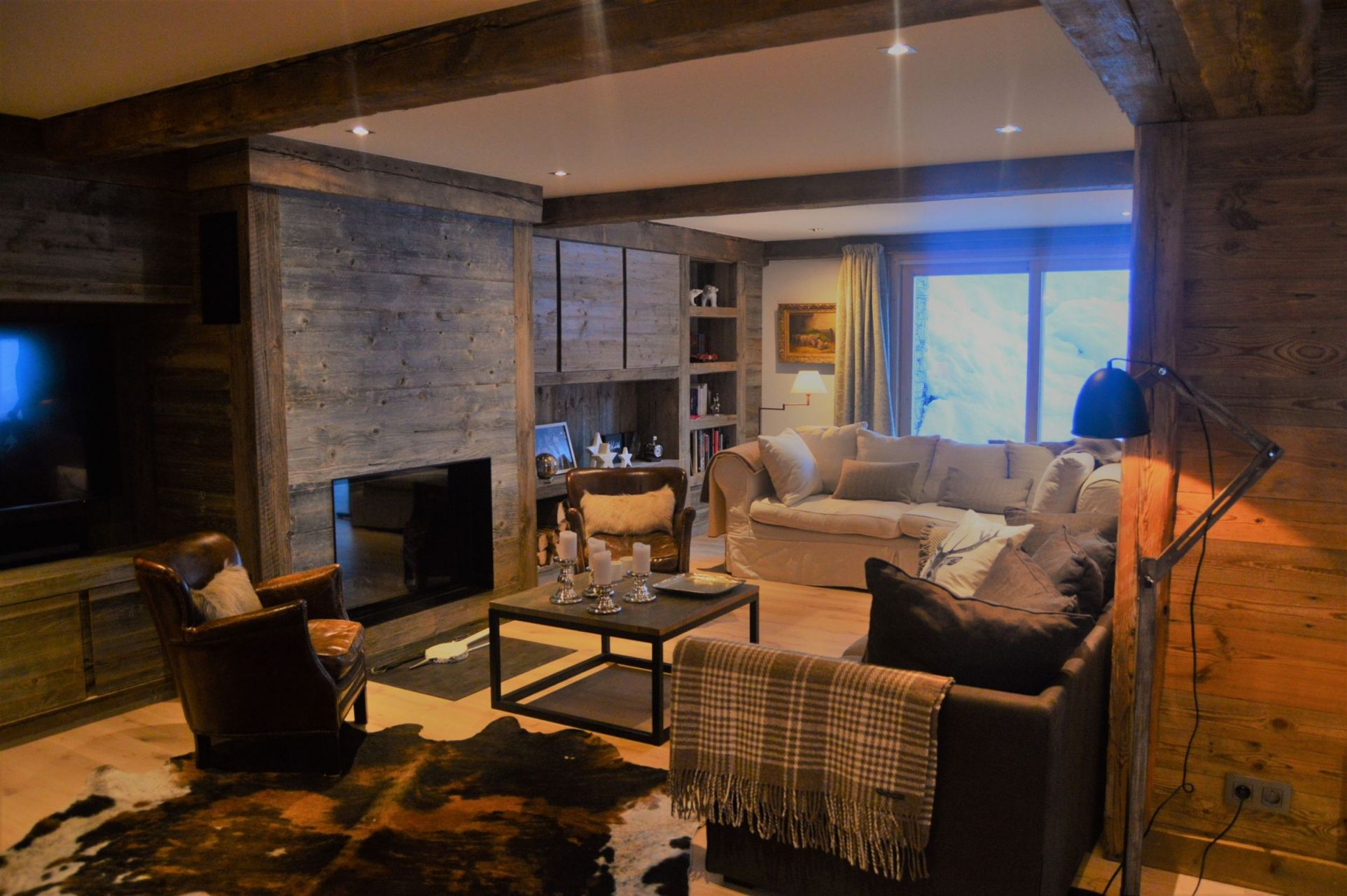 luxury chalet 9 Rooms for seasonal rent on MERIBEL LES ALLUES (73550)