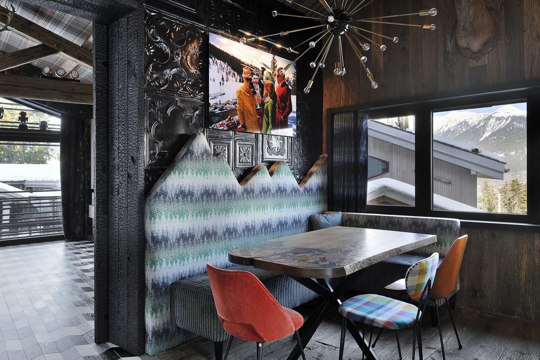 luxury chalet 5 Rooms for seasonal rent on COURCHEVEL (73120)