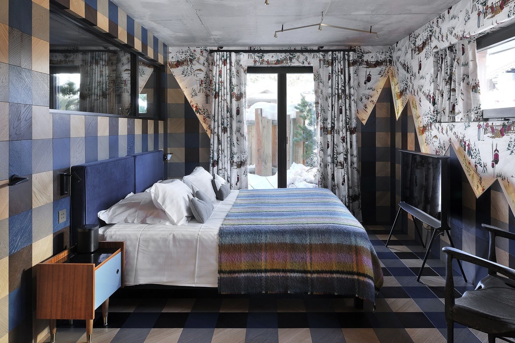 luxury chalet 5 Rooms for seasonal rent on COURCHEVEL (73120)