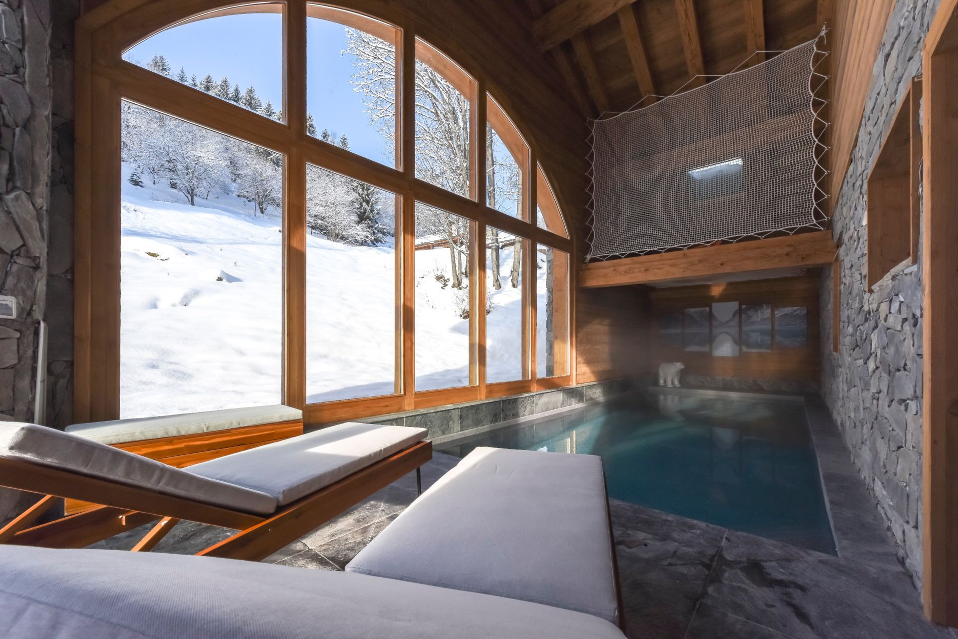 chalet de luxe 10 Pièces en location saisonnière sur MERIBEL LES ALLUES (73550)