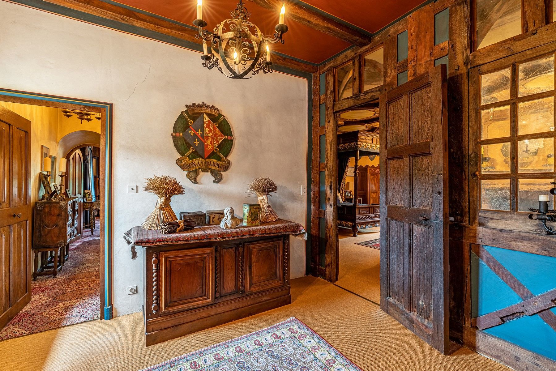 castle 15 Rooms for sale on USINENS (74910)