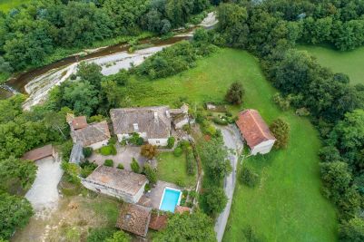 Sale Castle Usinens 15&nbsp;Rooms 685&nbsp;m²