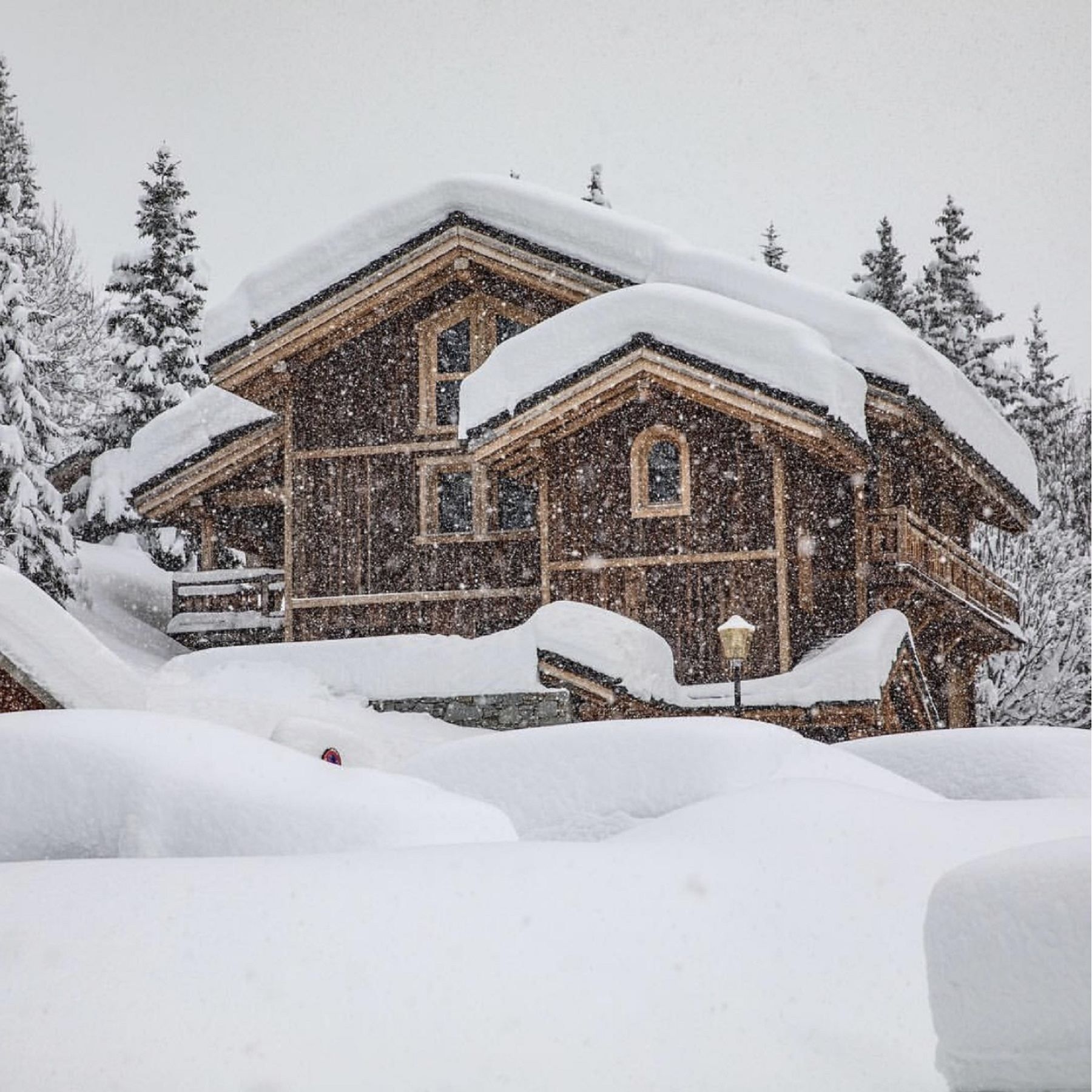 duplex de luxe 5 Pièces en location saisonnière sur MERIBEL LES ALLUES (73550)