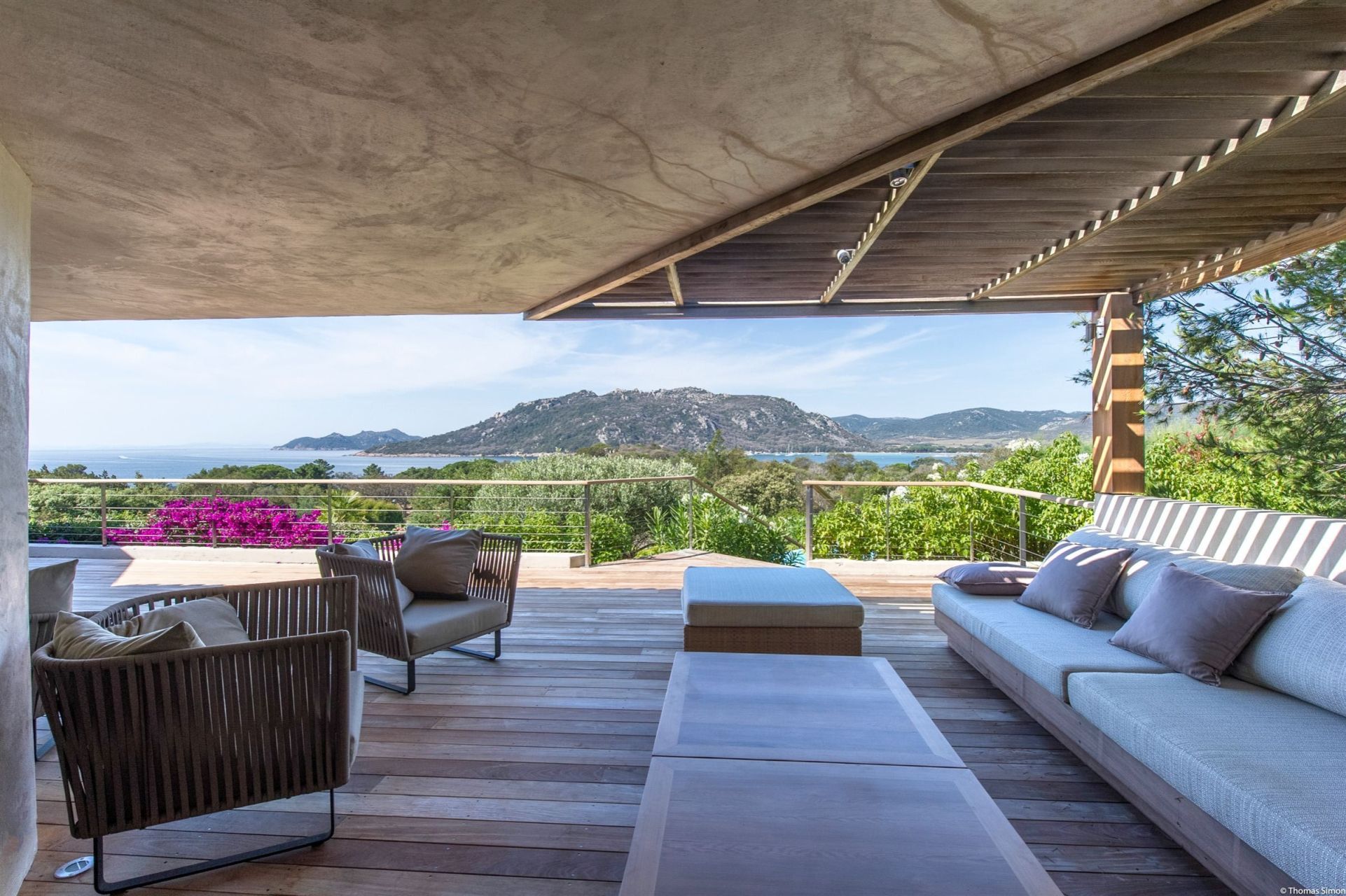 villa de luxe 10 Pièces en location saisonnière sur PORTO VECCHIO (20137)