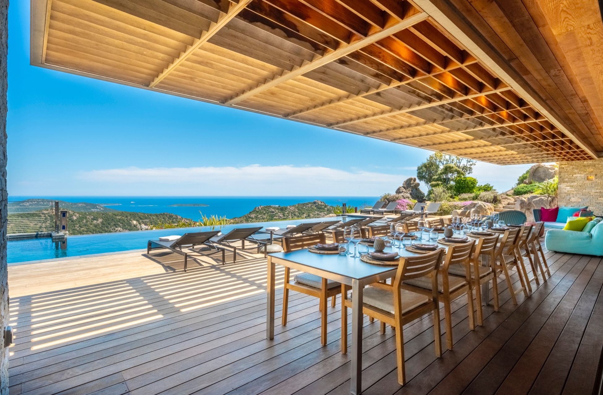 villa de luxe 8 Pièces en location saisonnière sur PORTO VECCHIO (20137)