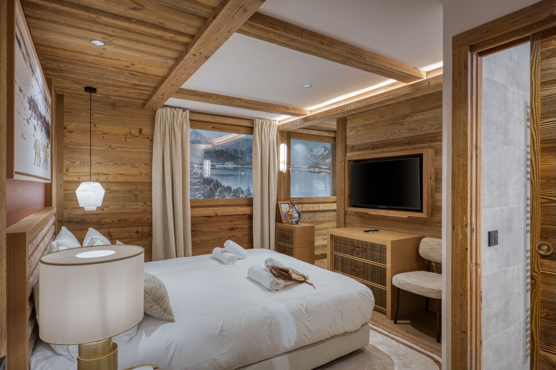 luxury chalet 10 Rooms for seasonal rent on MEGEVE (74120)