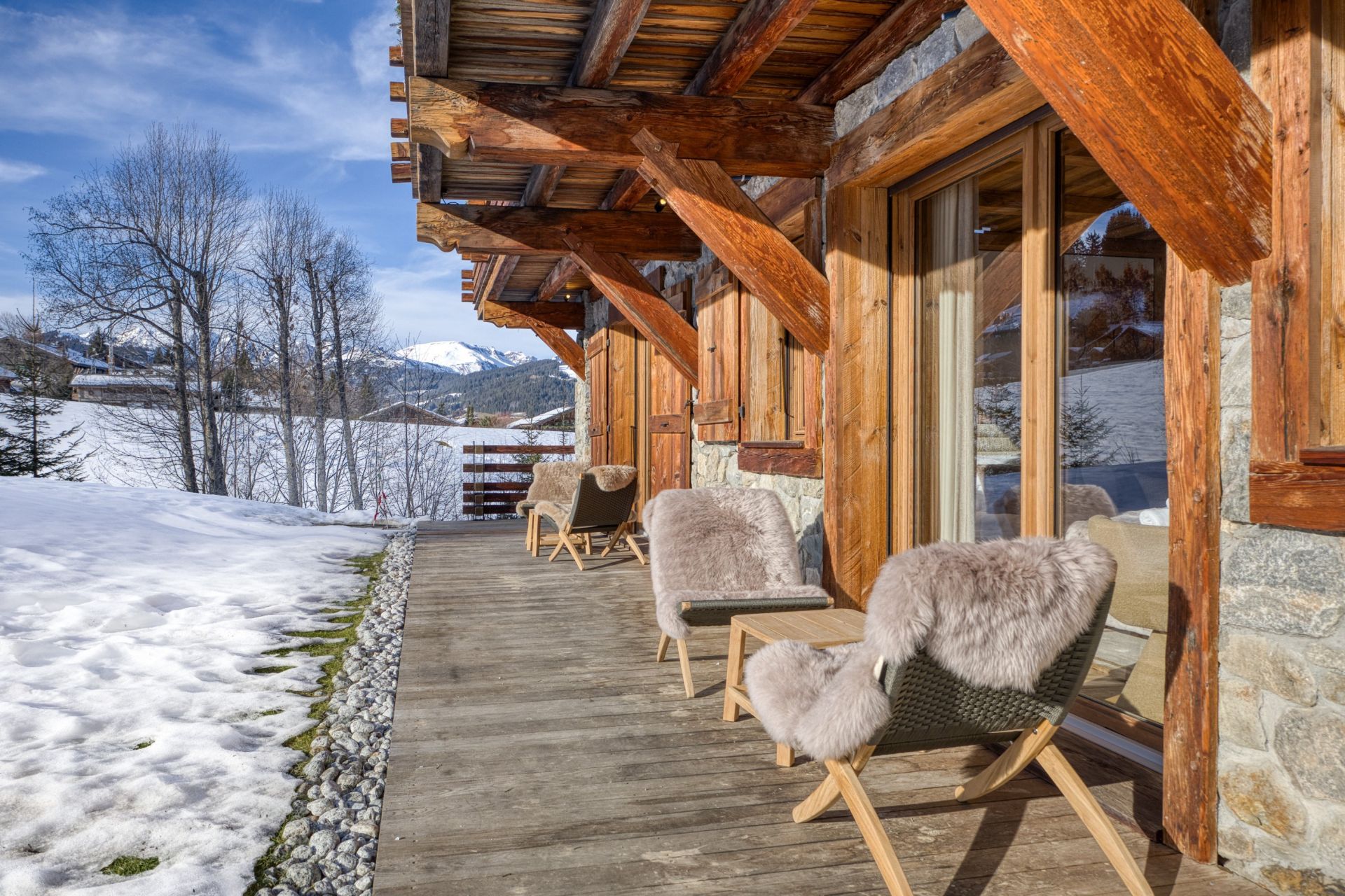 luxury chalet 10 Rooms for seasonal rent on MEGEVE (74120)