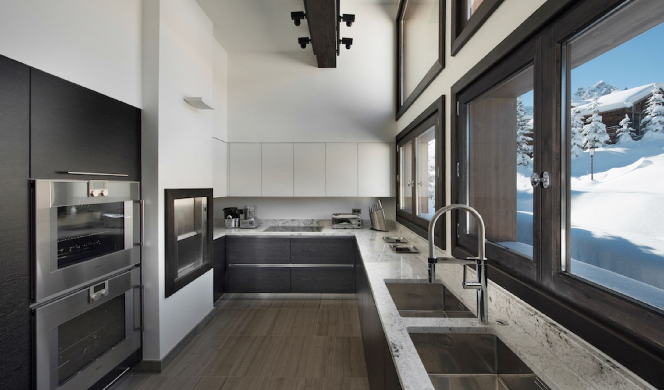 chalet de luxe 7 Pièces en location saisonnière sur COURCHEVEL (73120)