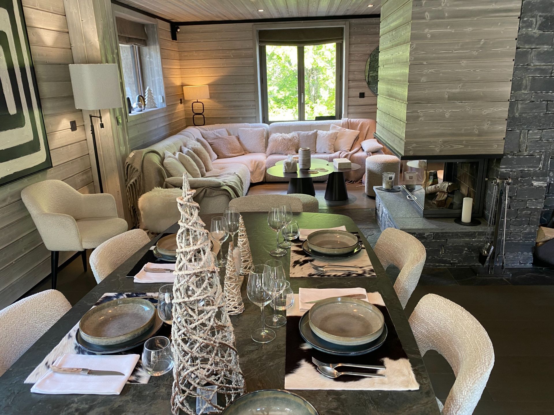 luxury chalet 7 Rooms for seasonal rent on MEGEVE (74120)