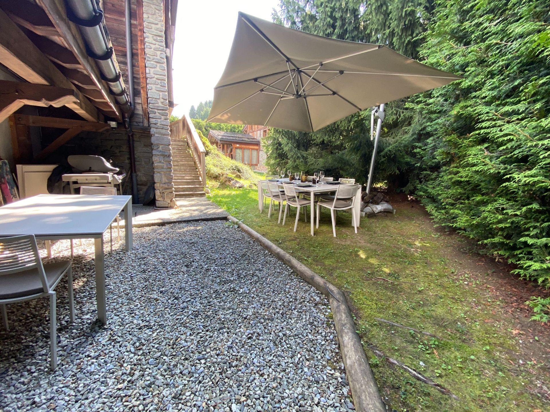 luxury chalet 7 Rooms for seasonal rent on MEGEVE (74120)