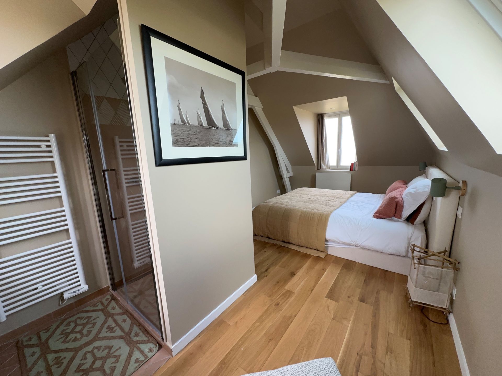 luxury house 13 Rooms for seasonal rent on MERVILLE FRANCEVILLE PLAGE (14810)