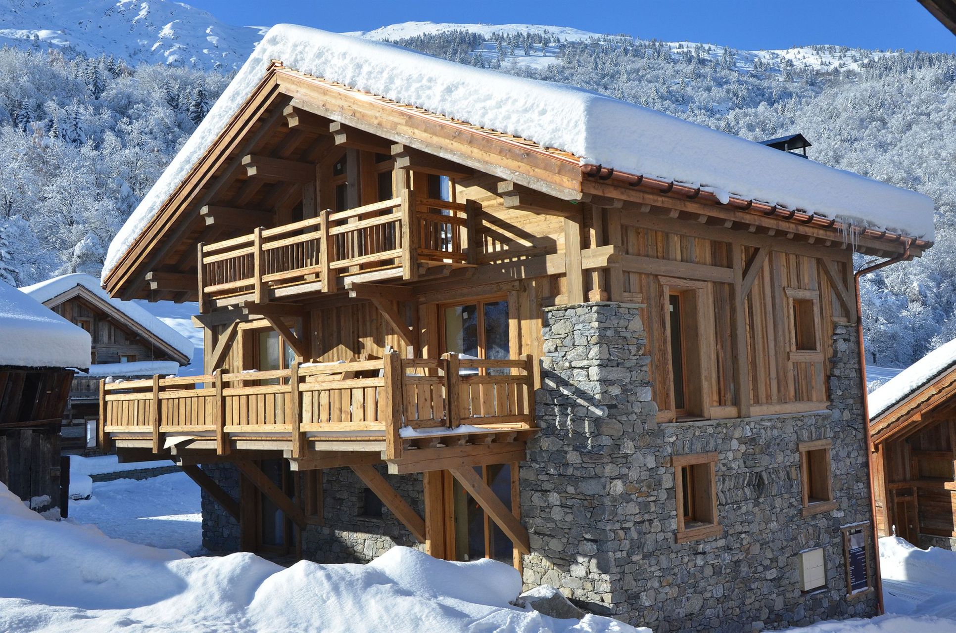 chalet de luxe 6 Pièces en location saisonnière sur MERIBEL LES ALLUES (73550)