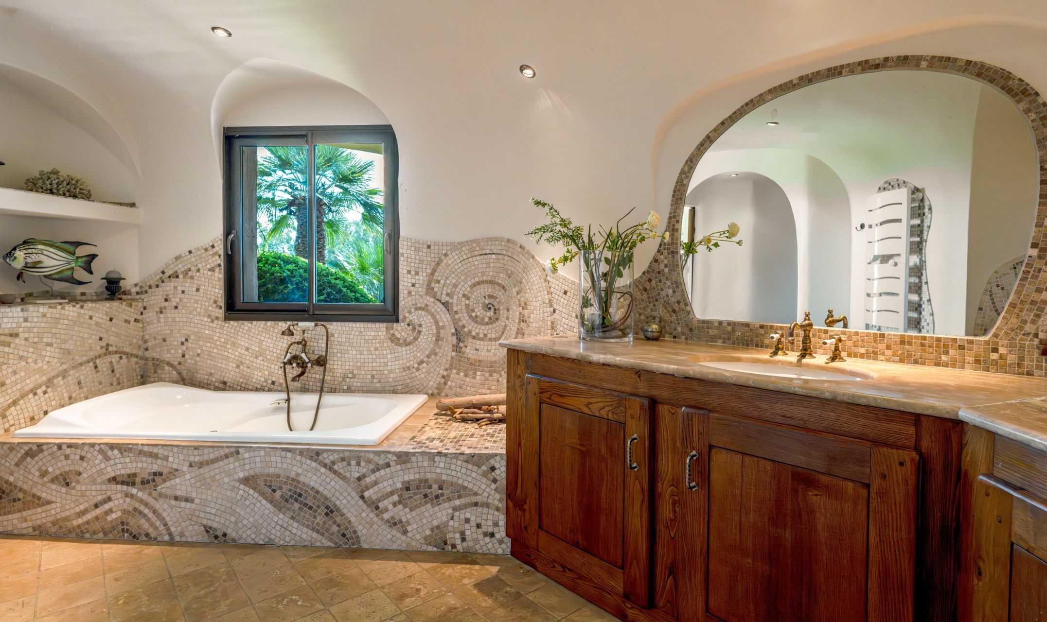 villa de luxe 8 Pièces en location saisonnière sur STE LUCIE DE PORTO VECCHIO (20144)
