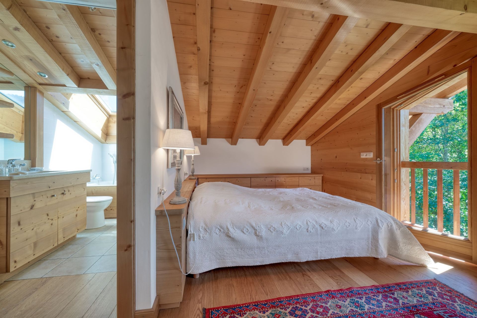 luxury chalet 5 Rooms for seasonal rent on MEGEVE (74120)