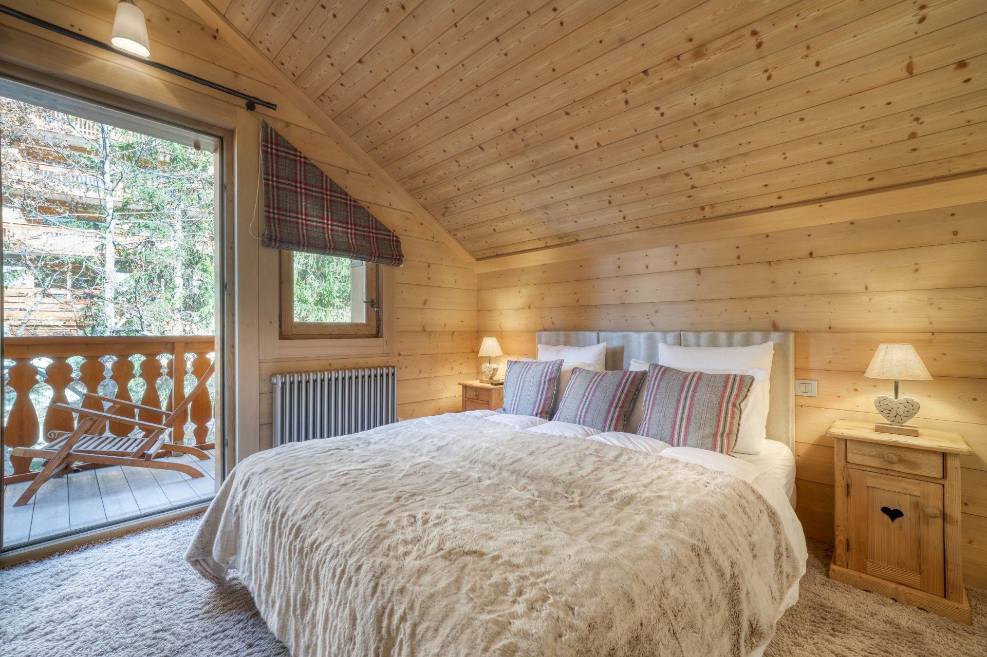 luxury apartment 5 Rooms for seasonal rent on MERIBEL LES ALLUES (73550)