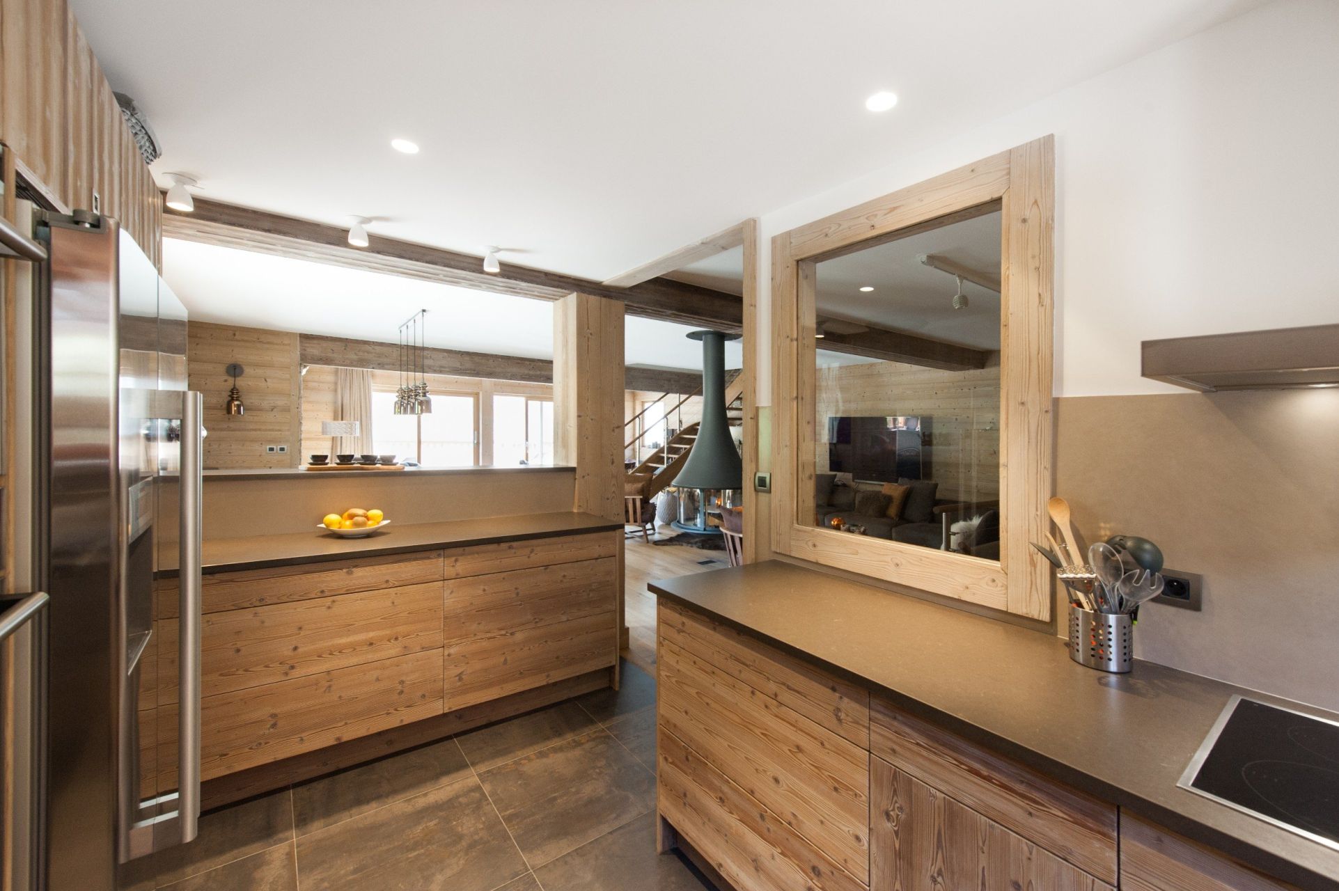 chalet de luxe 7 Pièces en location saisonnière sur MERIBEL LES ALLUES (73550)