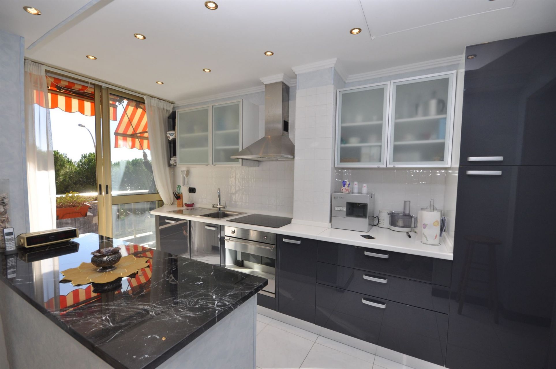 luxury apartment 2 Rooms for sale on MONACO (98000)