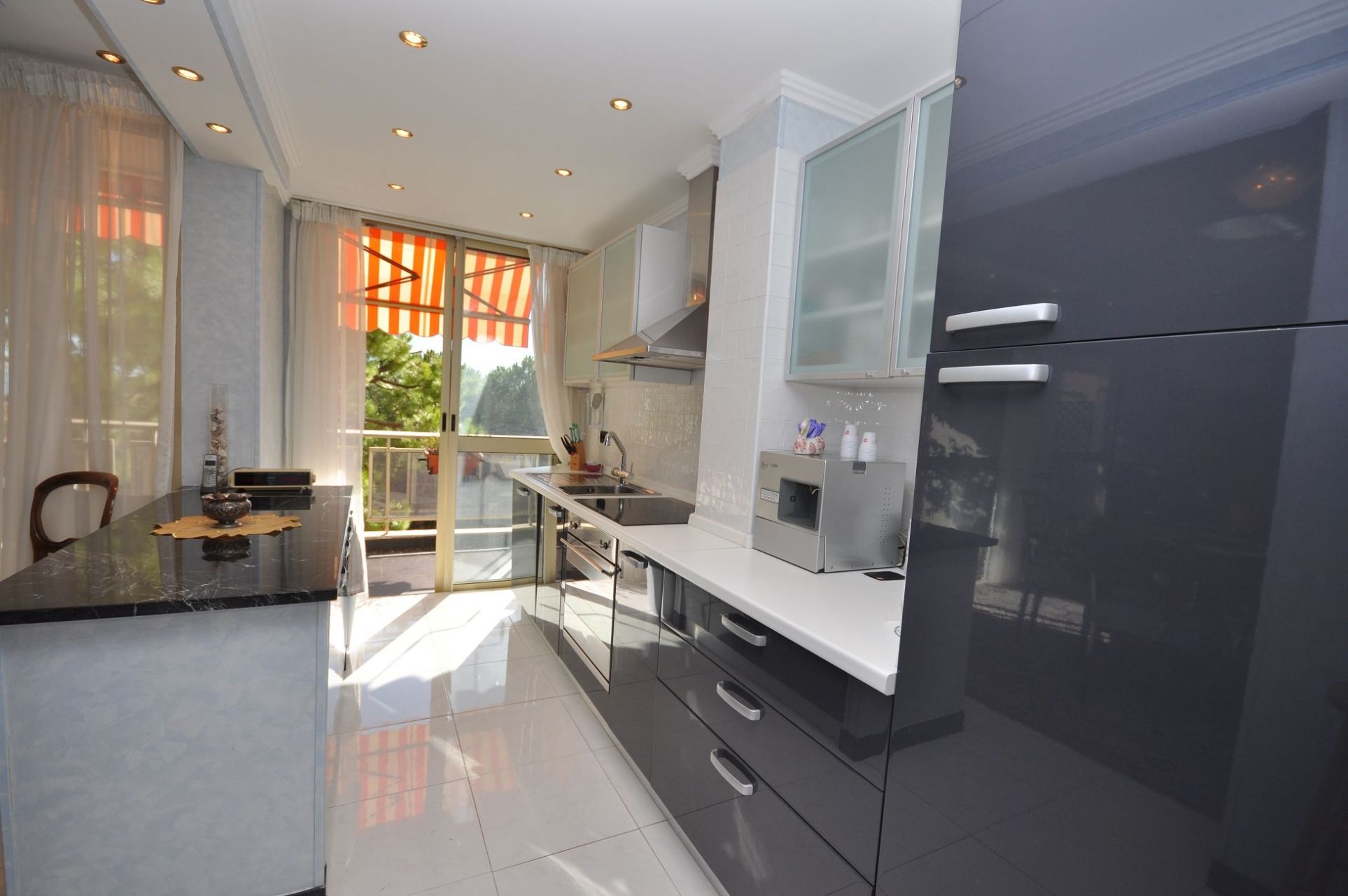 luxury apartment 2 Rooms for sale on MONACO (98000)