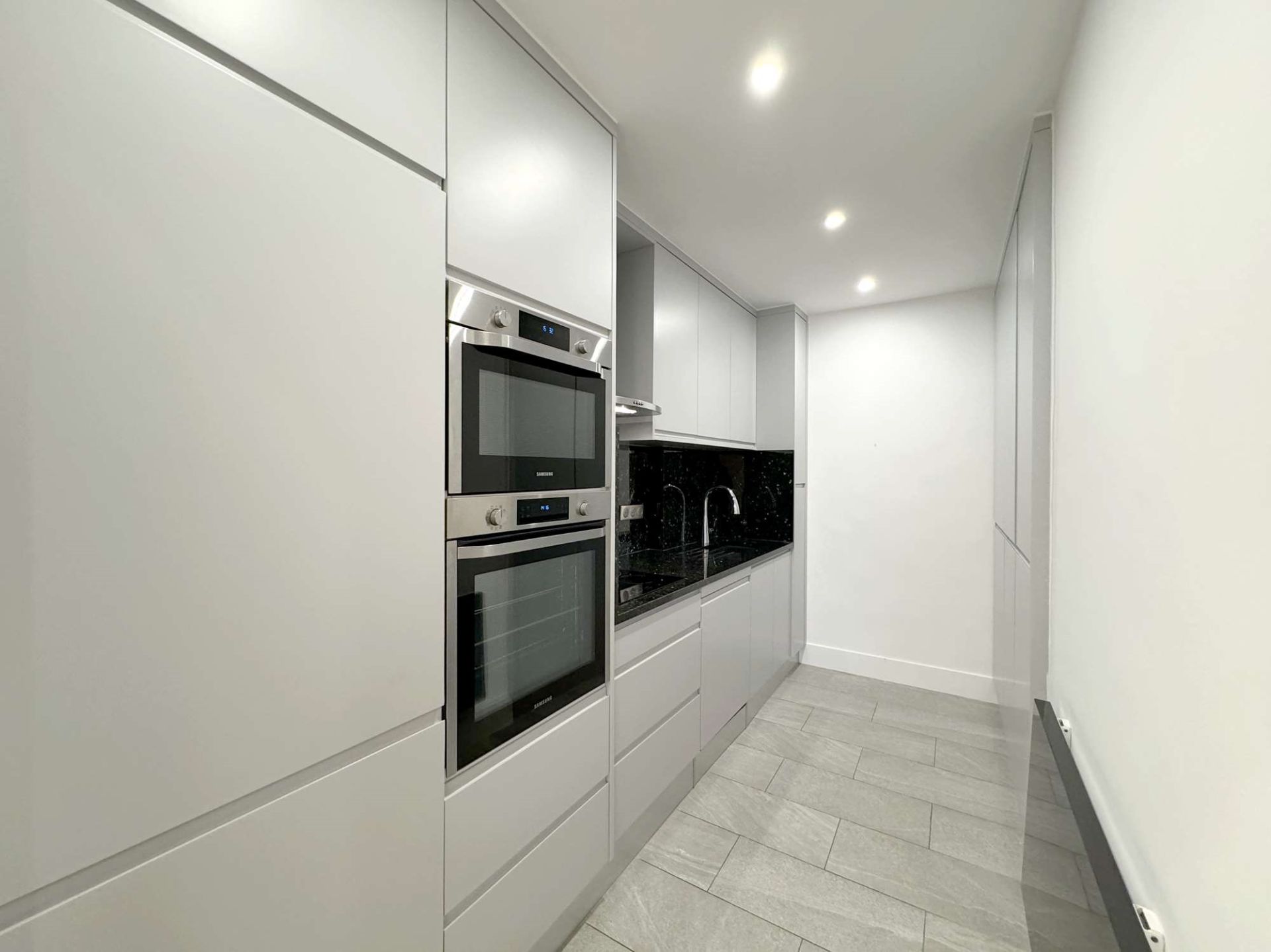 luxury apartment 2 Rooms for sale on MONACO (98000)