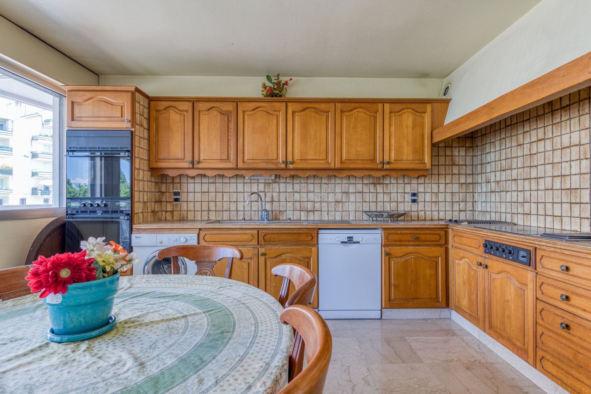 luxury apartment 6 Rooms for sale on EVIAN LES BAINS (74500)
