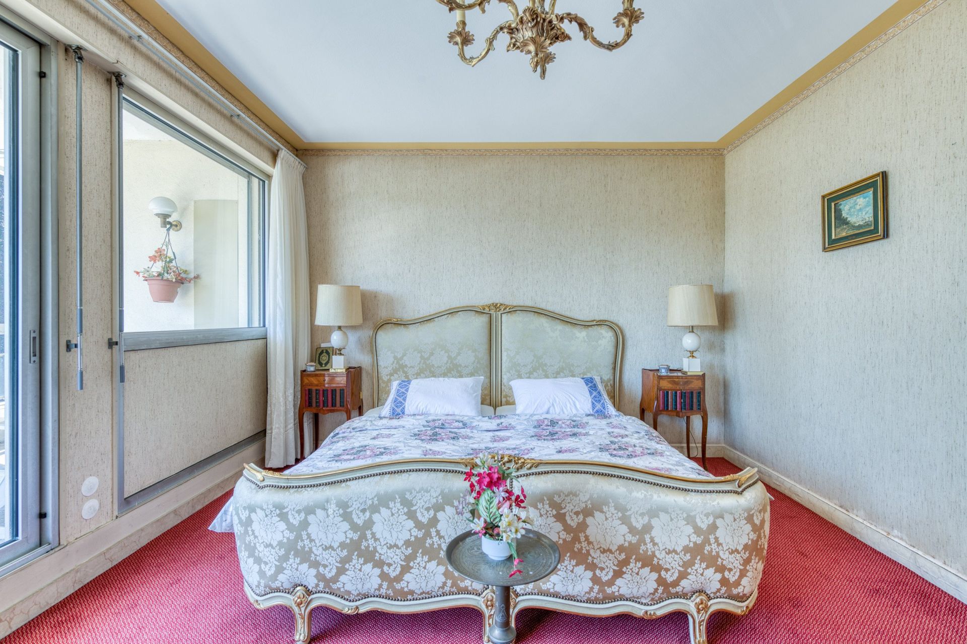 luxury apartment 6 Rooms for sale on EVIAN LES BAINS (74500)