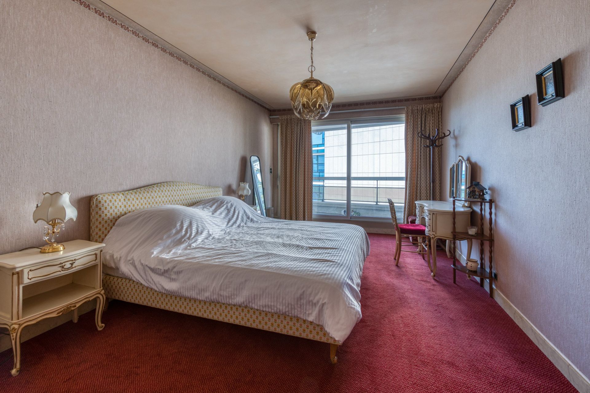 luxury apartment 6 Rooms for sale on EVIAN LES BAINS (74500)