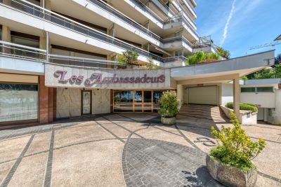 Sale Luxury apartment Évian-les-Bains 6&nbsp;Rooms 277&nbsp;m²