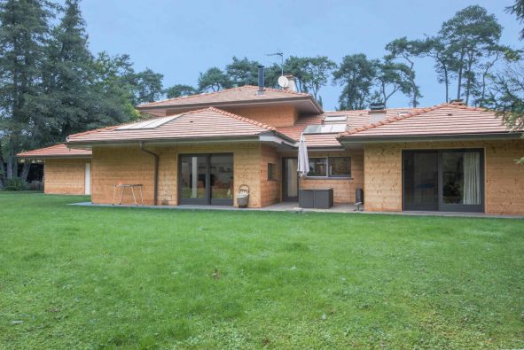 Sale Luxury house Sciez 8 Rooms 354 m²