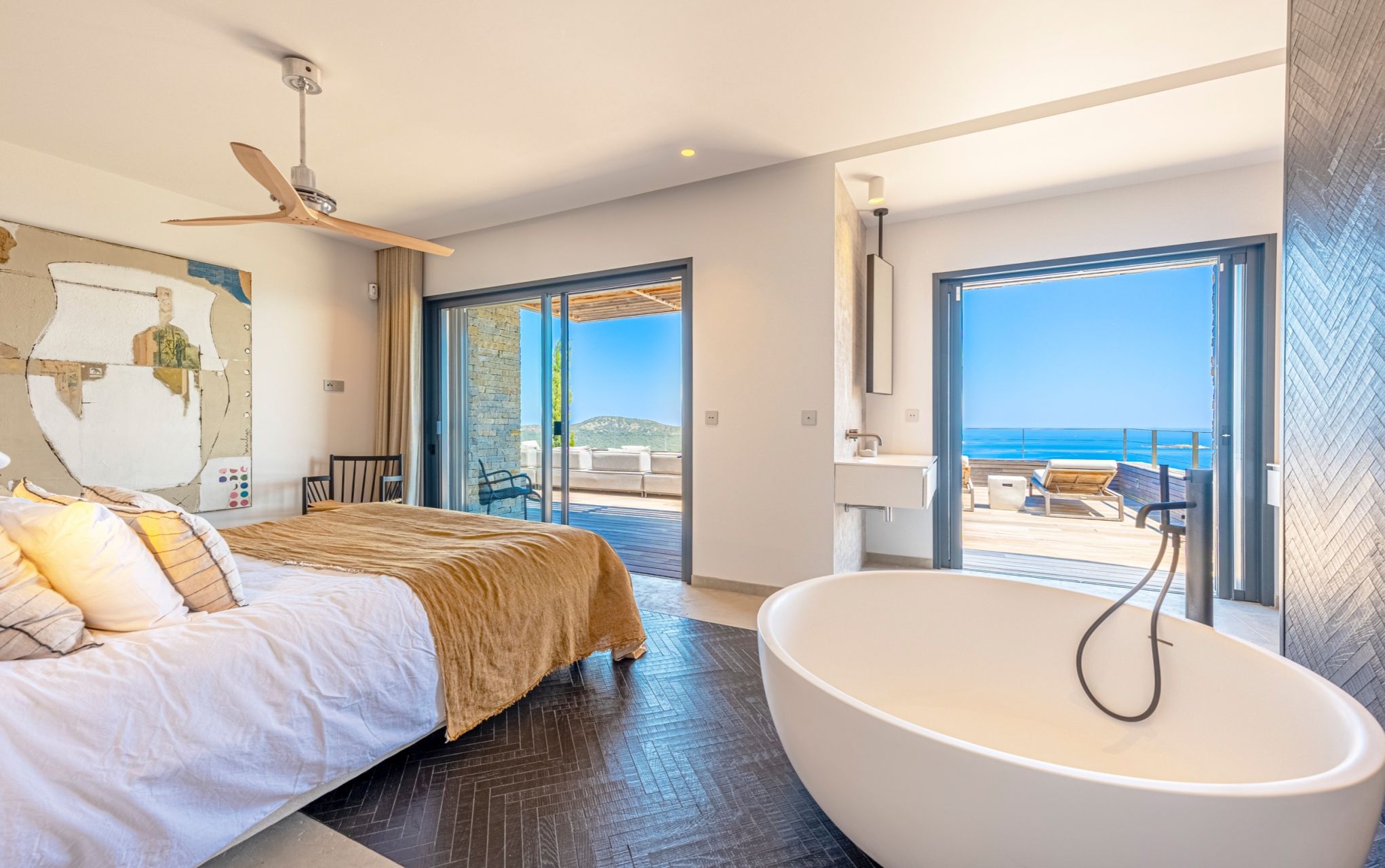 villa de luxe 8 Pièces en location saisonnière sur PORTO VECCHIO (20137)