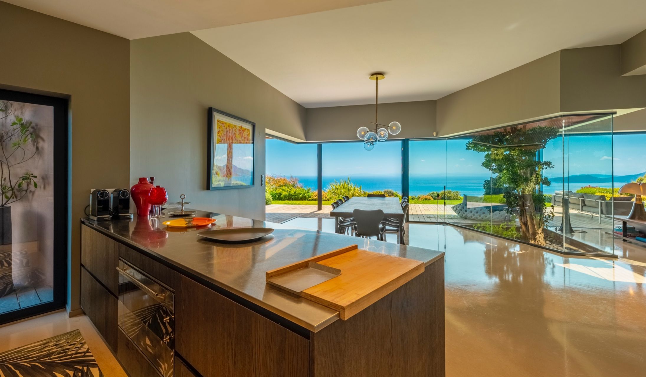 luxury villa 10 Rooms for seasonal rent on PORTO VECCHIO (20137)