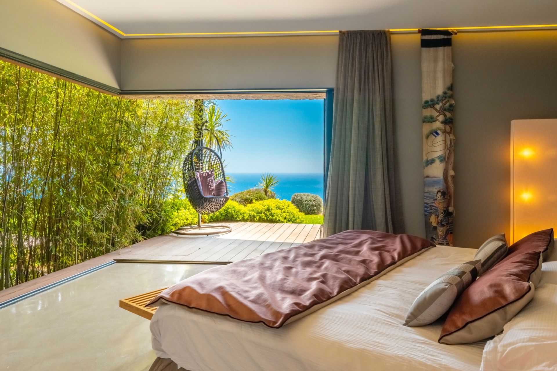 villa de luxe 10 Pièces en location saisonnière sur PORTO VECCHIO (20137)