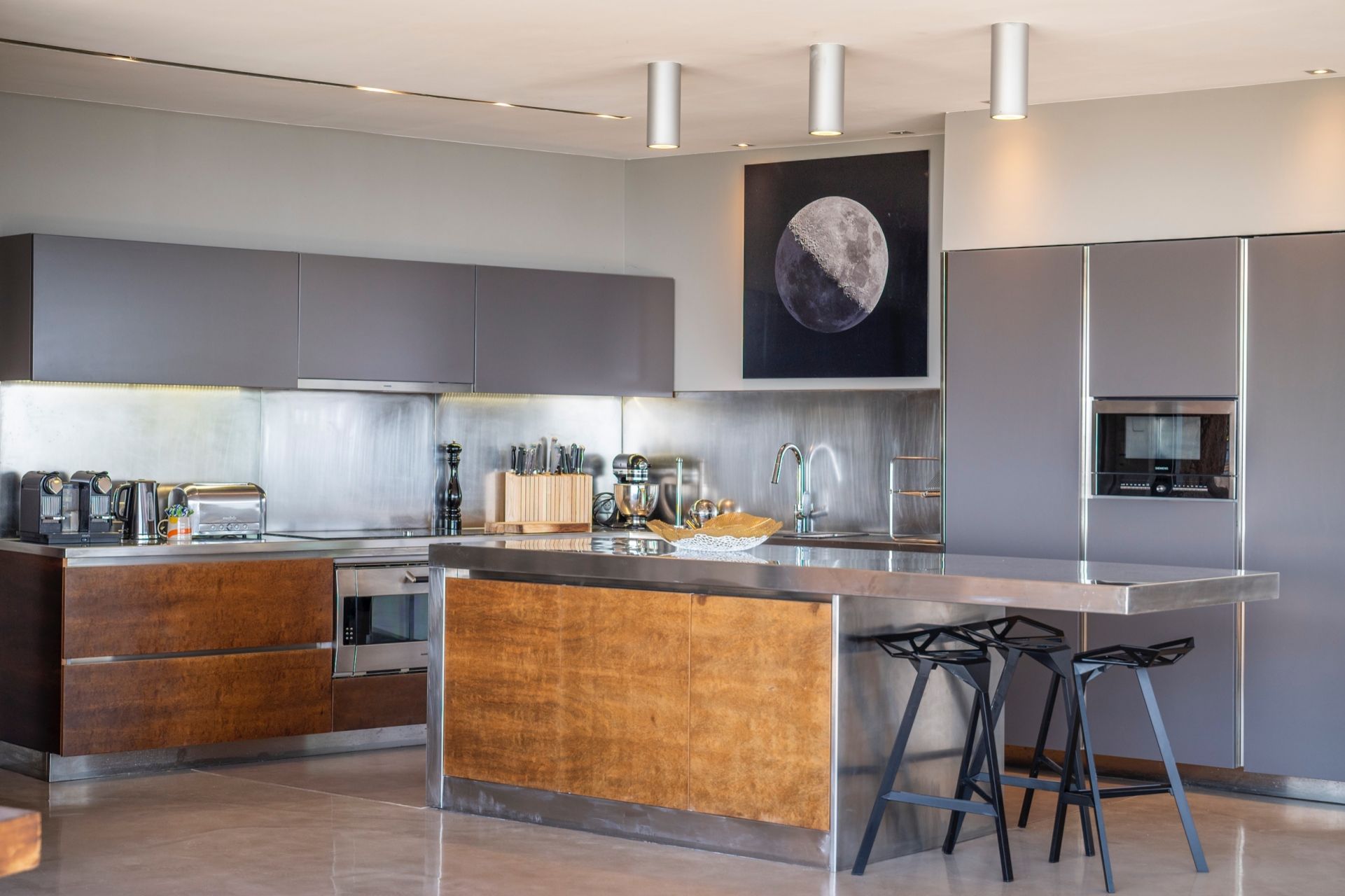 luxury villa 11 Rooms for seasonal rent on PORTO VECCHIO (20137)