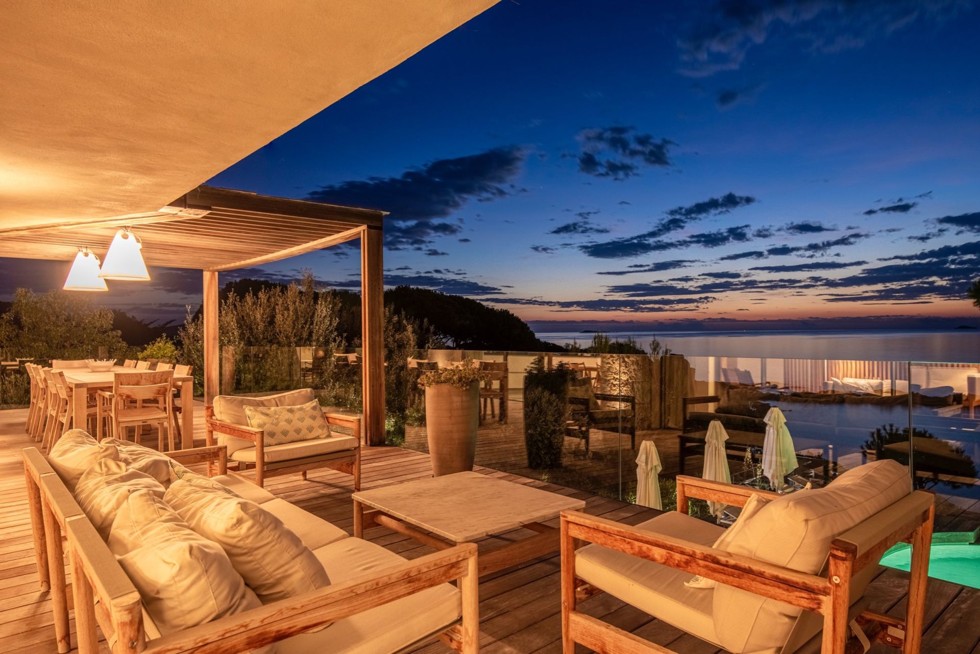 villa de luxe 7 Pièces en location saisonnière sur PORTO VECCHIO (20137)