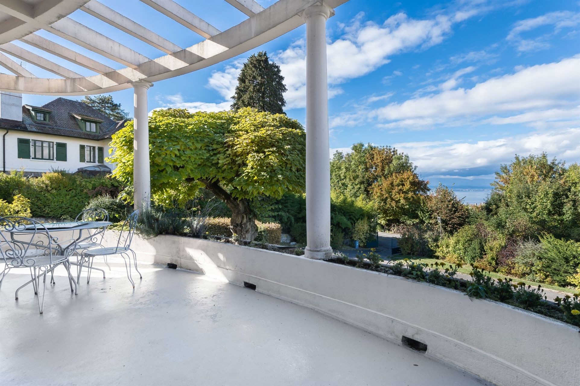luxury house 13 Rooms for sale on EVIAN LES BAINS (74500)